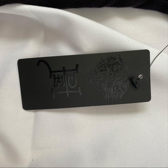 SOLD ED HARDY tiger tee - Picture 4 of 5